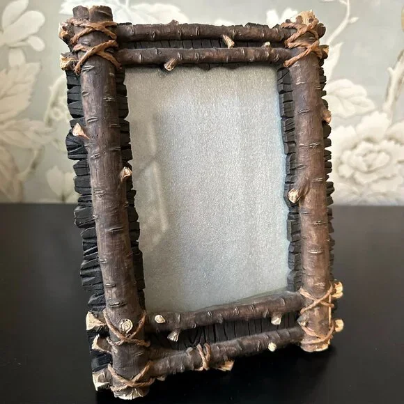 Vintage 90s “Wooden Stick” Tabletop Picture Frame for 4x6 Photo - Picture 3 of 13